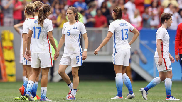 uswnt-fifa-rankings.jpg